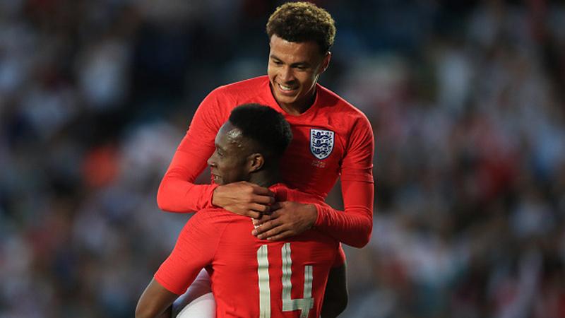 Klub penghancur Arsenal yaitu Brighton and Hove Albion dikabarkan baru saja resmi mendatangkan pemain berjuluk Pele Inggris secara gratis.