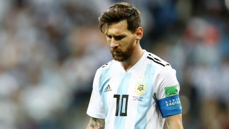 Lionel Messi saat laga Grup D Piala Dunia 2018, Argentina vs Kroasia. Copyright: fifa.com