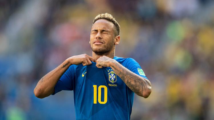 Neymar menangis usai laga lawan Kosta Rika. - INDOSPORT