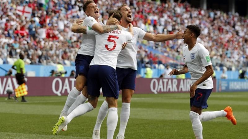 Skuat Inggris merayakan gol John Stones ke gawang Panama. - INDOSPORT