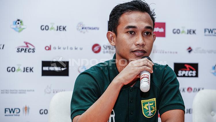 Abu Rizal Maulana pemain yang hadir pada pre match presa conference. Senin (25/6/18).