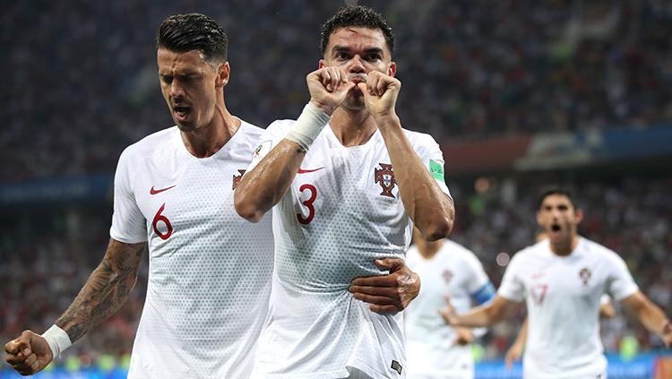 Jelang partai hidup mati, timnas Portugal malah mendapat kabar yang tak sedap. Pasalnya, salah satu defender andalan mereka, Pepe harus menepi.