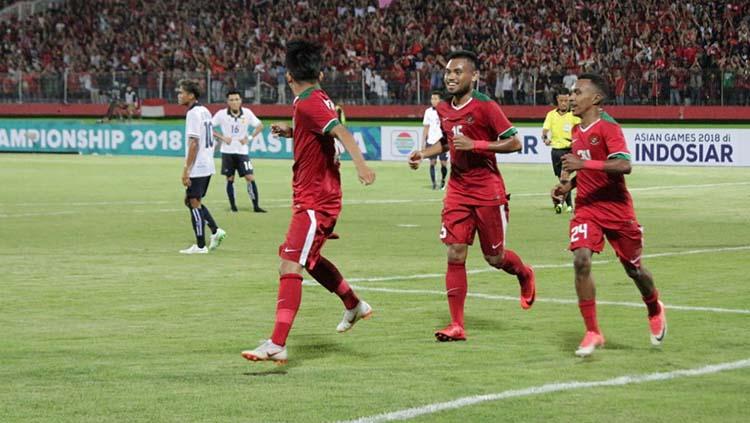 Selebrasi para pemain Timnas U-19 usai mencetak gol ke gawang Laos. - INDOSPORT