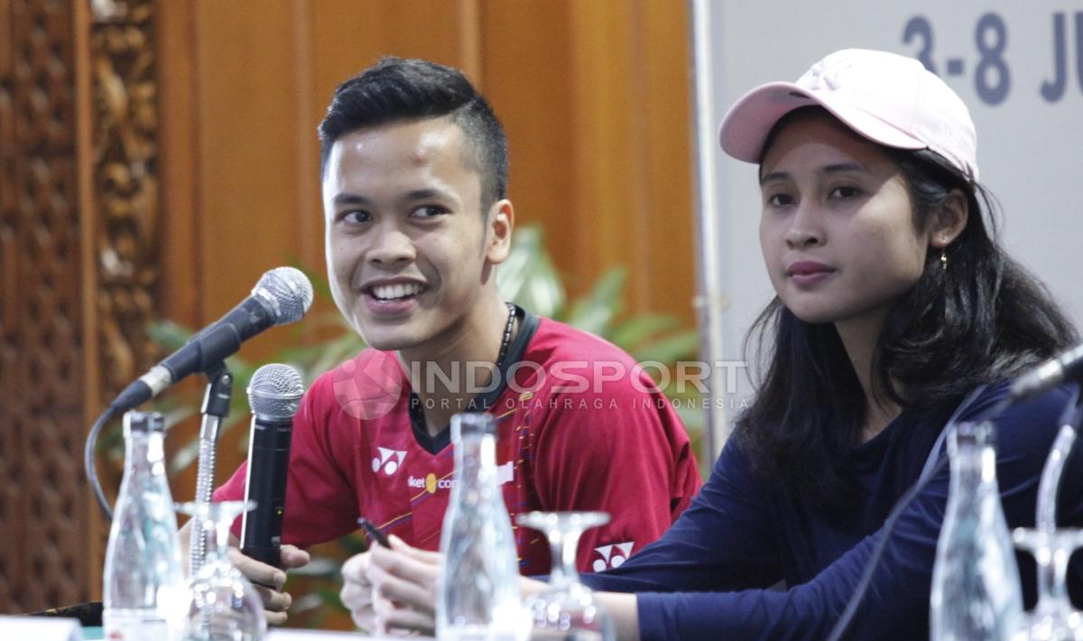 Anthony Sinisuka Ginting dan Rizki Amelia Pradipta.