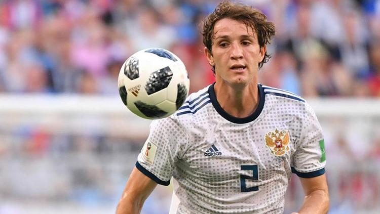 salah satu tumpuan di lini pertahanan Rusia, Mario Fernandes, tak bisa bahasa Rusia.