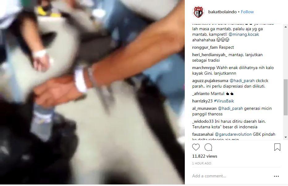 Komentar Aksi Terpuji Suporter Indonesia Copyright: Instagram/BakatBolaIndo