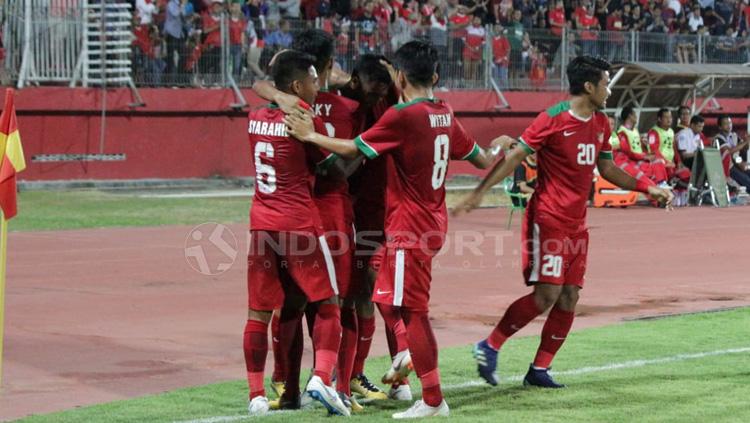 Aksi selebrasi penggawa Timnas Indonesia U-19 melawan Singapura.