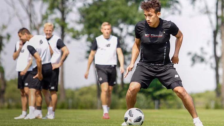 Egy Maulana Vikri menjalani latihan bersama Lechia Gdansk. - INDOSPORT
