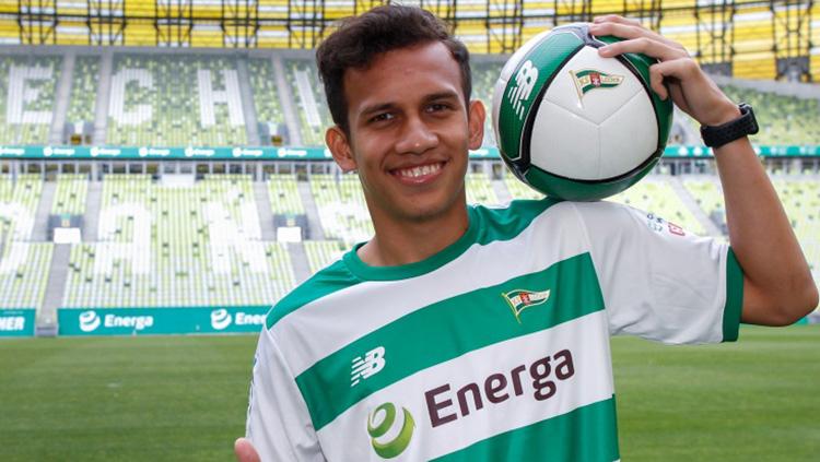 Egy Maulana Vikri secara total telah bermain selama 21 menit di tim utama Lechia Gdansk.