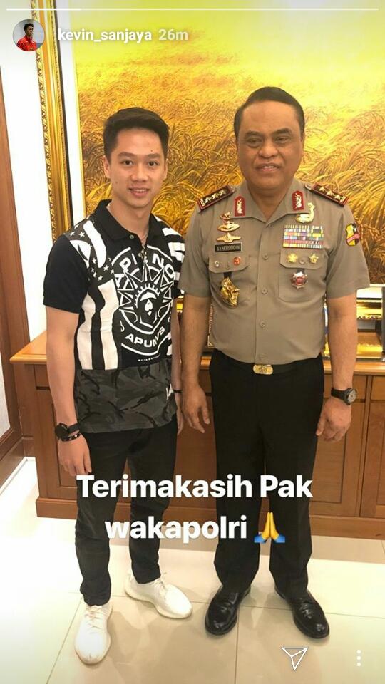 Kevin Sanjaya dengan Wakapolri Komjen Pol Syafruddin Copyright: instagram.com/kevin_sanjaya/