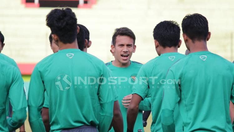 Egy Maulana bergabung dalam latihan Timnas U19. - INDOSPORT