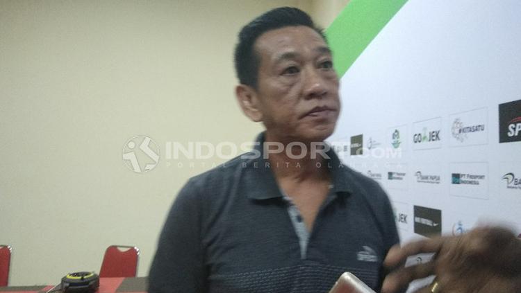 Persipura Jayapura menunjuk Tony Ho sebagai pelatih kepala untuk kompetisi Liga 2 musim 2023/2024. - INDOSPORT