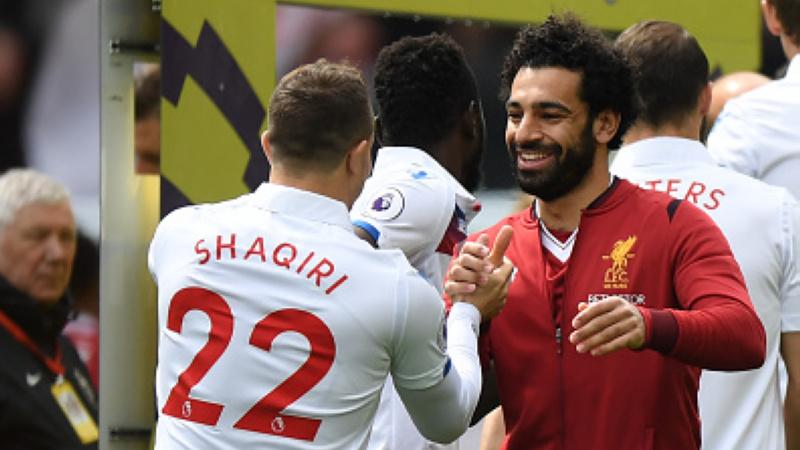 Xherdan Shaqiri dan Mohamed Salah. - INDOSPORT