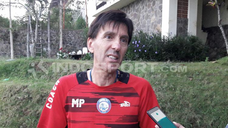 Milan Petrovic, pelatih Arema FC.