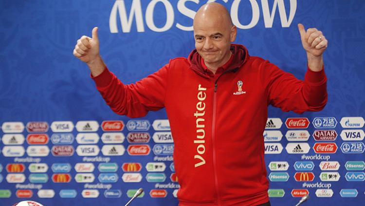 Presiden FIFA, Gianni Infantino, buka suara soal penangguhan liga hingga saat ini yang masih terdampak corona.