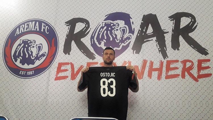 Srdjan Ostojic saat diperkenalkan sebagai pemain asing baru Arema FC - INDOSPORT