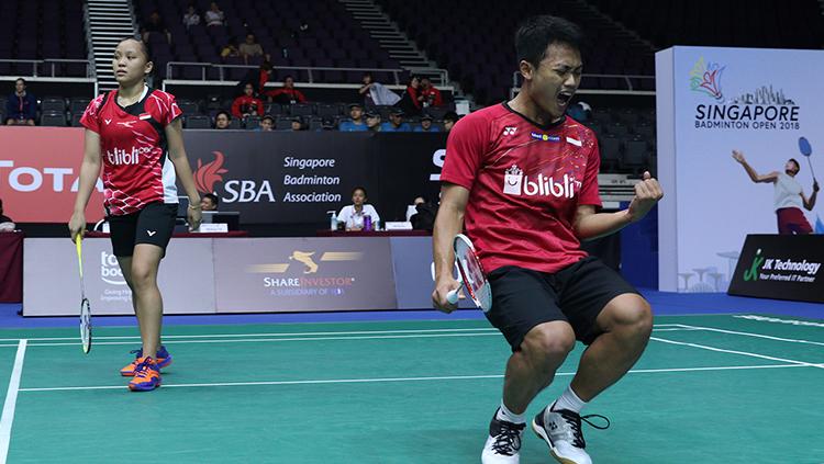 Pasangan ganda campuran Indonesia, Akbar Bintang Cahyono/Winny Oktavina Kandow berhasil melangkah ke semifinal. Copyright: HUMAS PBSI