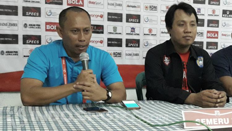 Pelatih klub Liga 2 Indonesia, Persigo Semeru FC, Putut Wijanarko. Copyright: Ian Setiawan/INDOSPORT