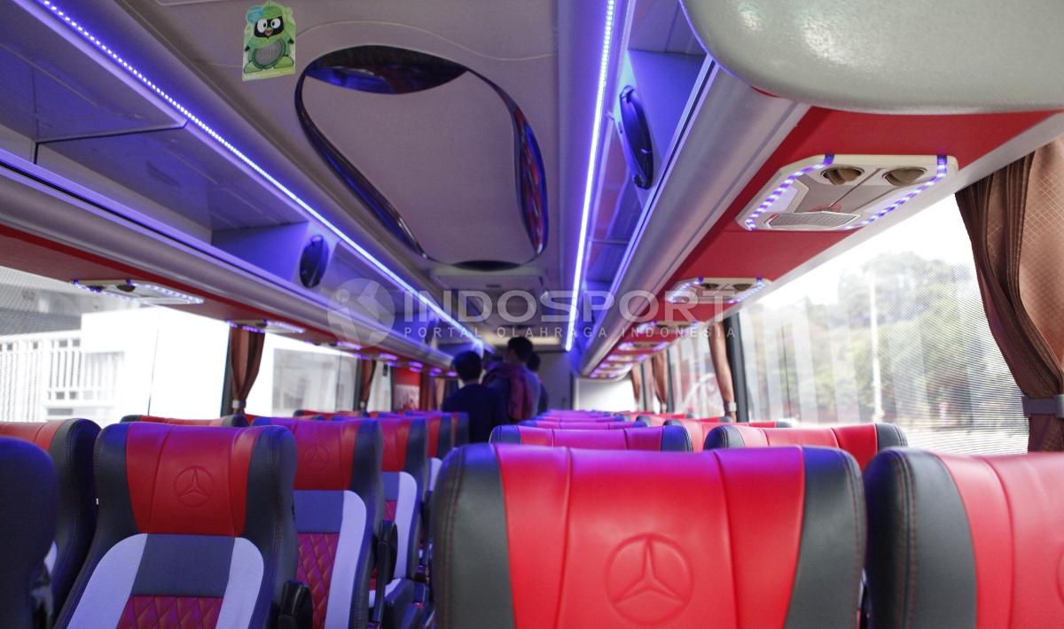 Kondisi dalam bus baru Timnas Indonesia.
