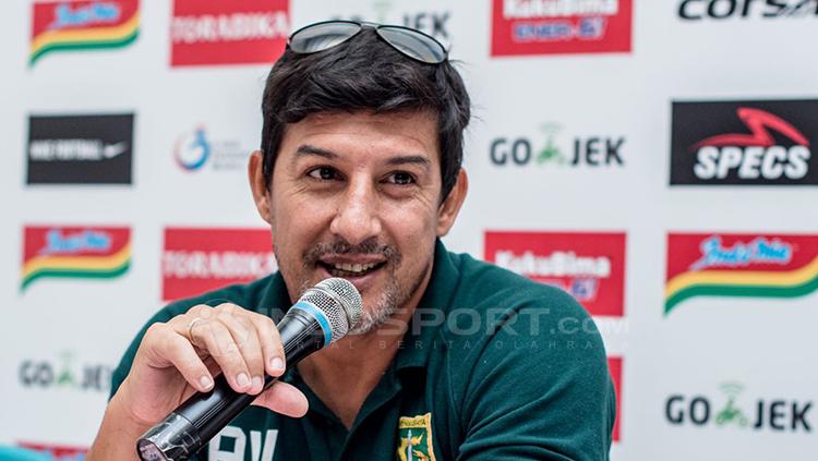 Alfredo Vera saat press conference.