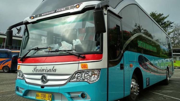 Bus pariwisata ini yang dibicarakan sama dengan bus Timnas Indonesia. Copyright: Istimewa