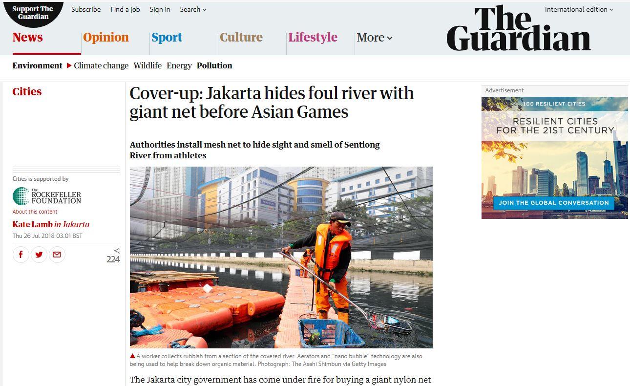 Polemik penutupan Kali Sentiong atau Kali Item masih disoroti media asing. Copyright: www.theguardian.com