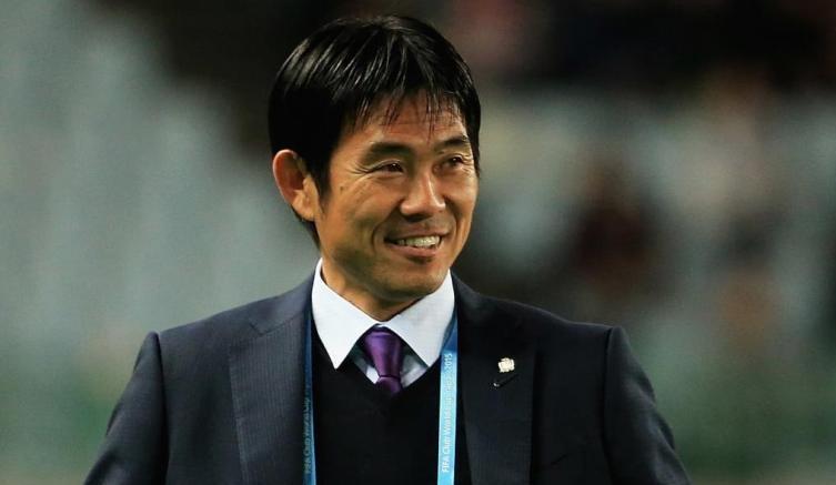 Usai dihajar Arab Saudi, Asosiasi Sepak Bola Jepang (JFA) tengah mempertimbangkan untuk memecat pelatih timnas Jepang bernama Hajime Moriyasu. - INDOSPORT
