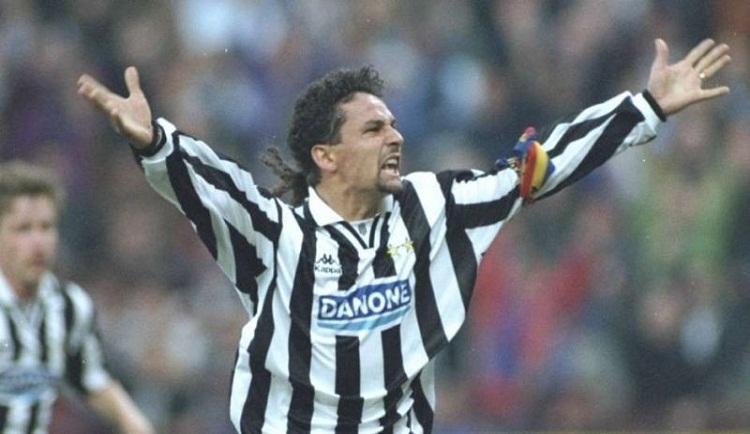 Roberto Baggio saat berseragam Juventus. Copyright: Sportskeeda