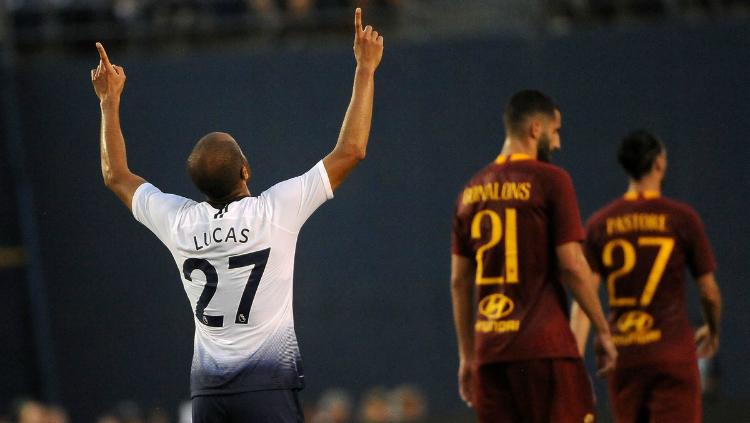 Selebrasi Lucas Moura Saat Menjebol Gawang AS Roma Copyright: http://tothelaneandback.com