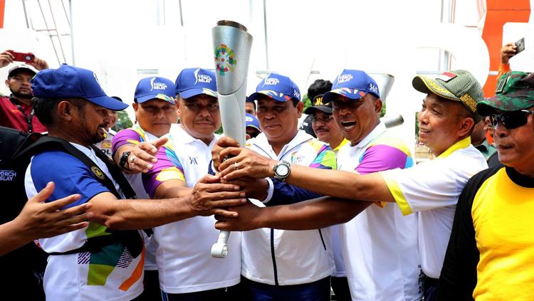 Kirab Obar Asian Games Singgahi Kota Seribu Sungai, Banjarmasin Kalimantan Selatan. Copyright: INASGOC