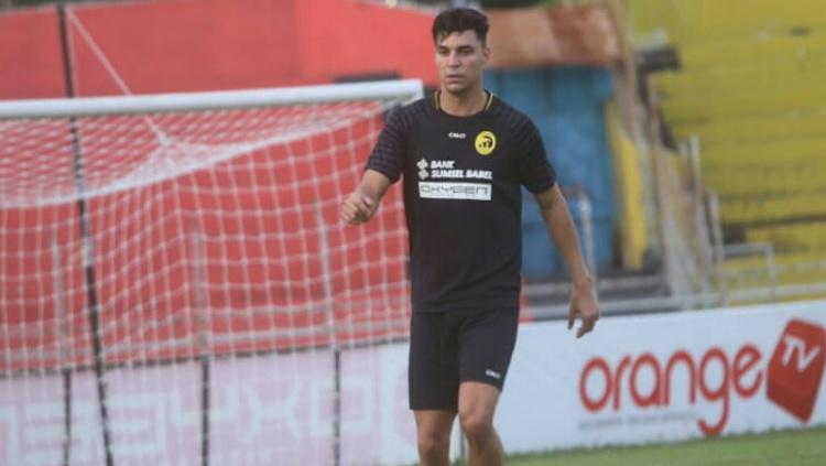 Mantan pemain asing Sriwijaya FC, Alan Hendrique - INDOSPORT