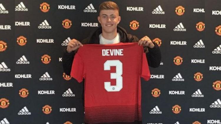 Reece Devine, bek sayap baru Man United.