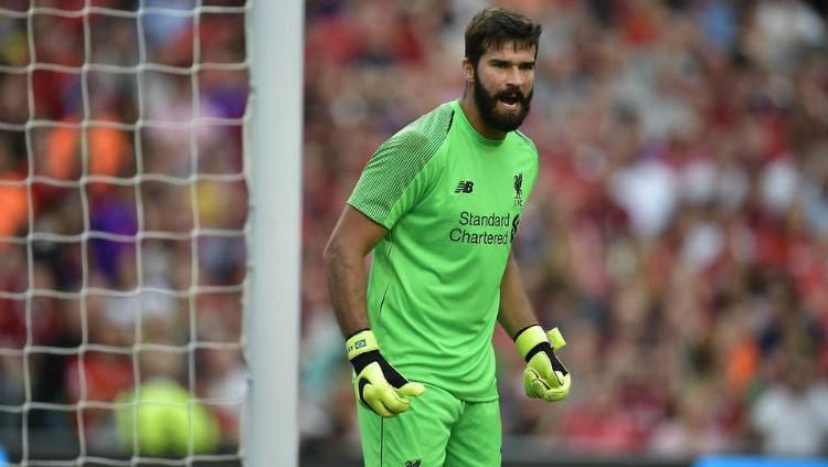 Penampilan pertama Alisson Becker saat Liverpool vs Napoli Copyright: GiveMeSport