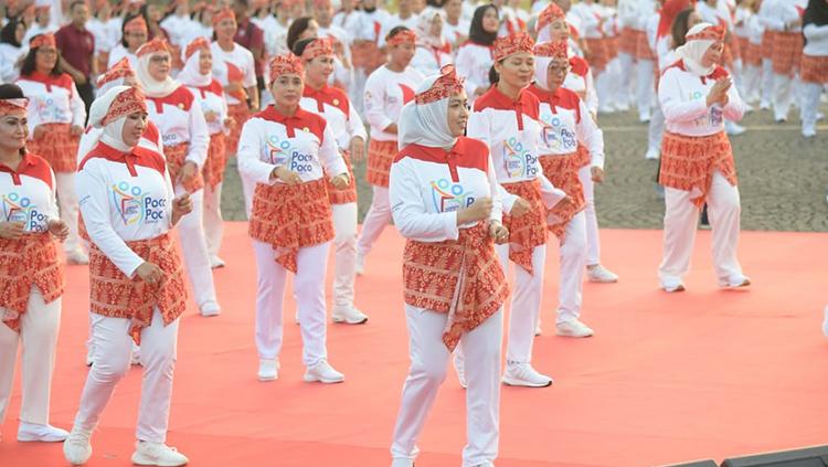 Senam poco-poco terbesar dalam rangka memecahkan rekor dunia akan digelar di sejumlah kawasan di Jakarta pagi tadi.