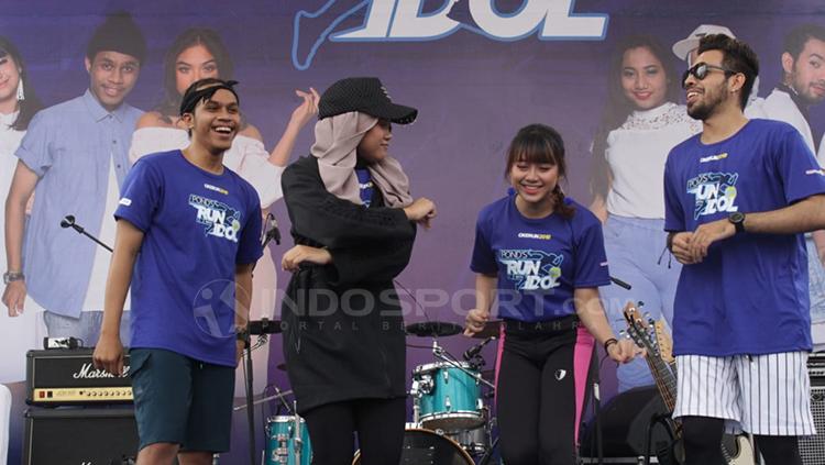 Achmad Kevin Aprilio, Ayu Putrisundari, Ghea Indrawari, dan Glen Samuel.