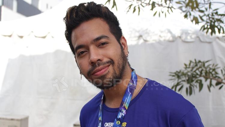 Glen Samuel salah satu finalis Indonesia Idol harus pulang dan meninggalkan panggung Indonesia Idol.