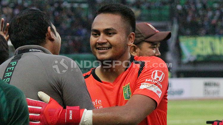 Dimas Galih usai laga berakhir. Copyright: Fitra Herdian/INDOSPORT