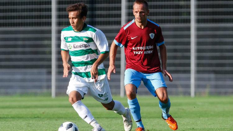 Pemain Lechia Gdansk Egy Maulana Vikri.