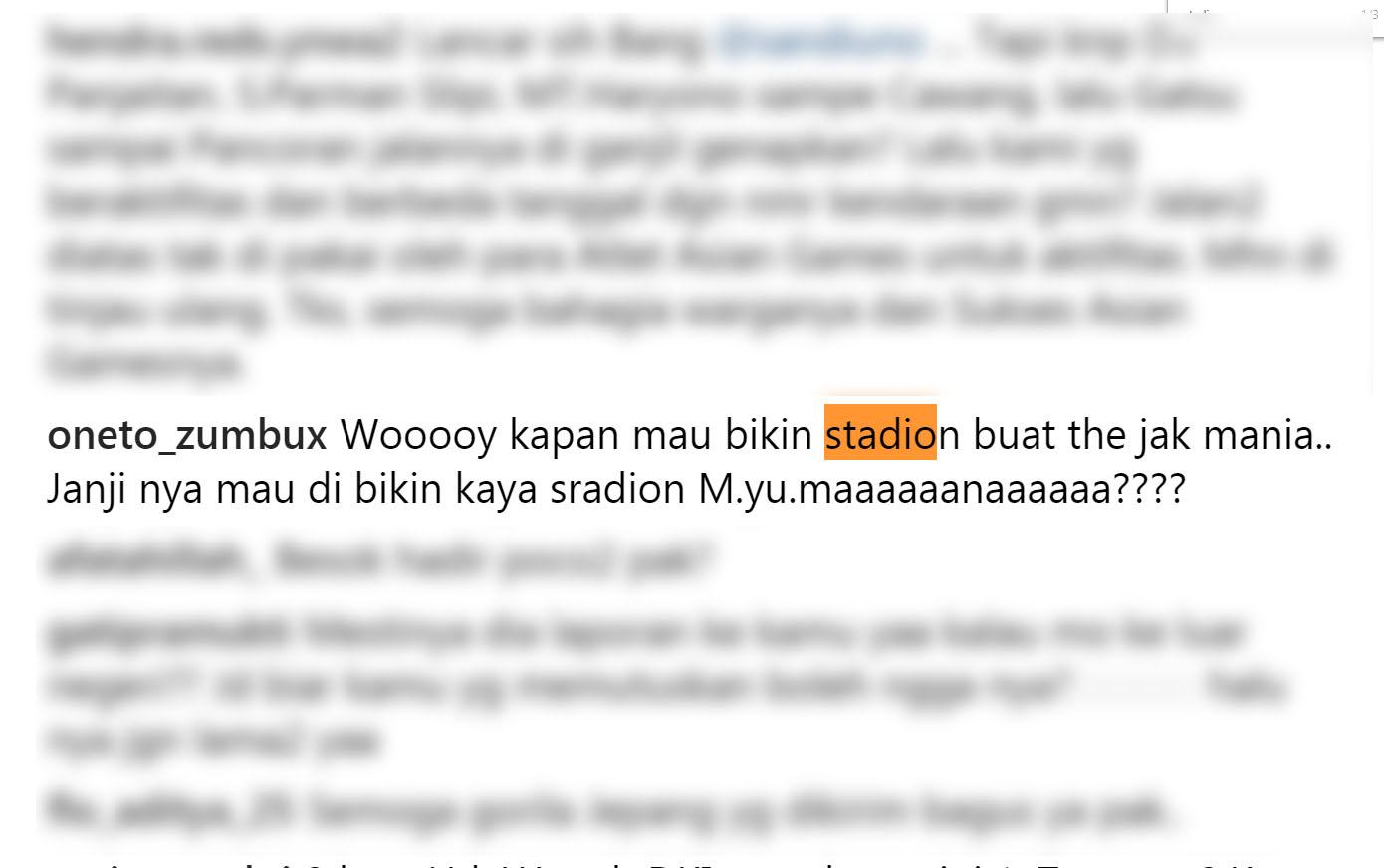 Cuitan netizen soal stadion ke Sandiaga Uno. Copyright: Istimewa