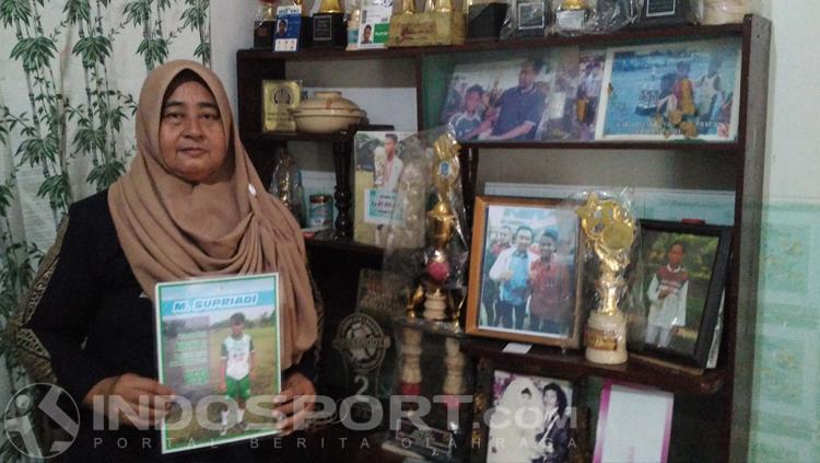 Kalsum, Ibu Supriadi