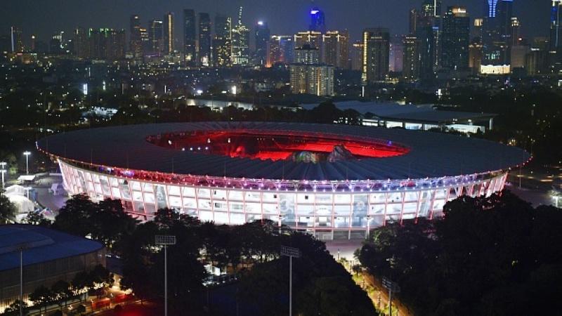 Gelora Bung Karno tampak atas di malam hari.