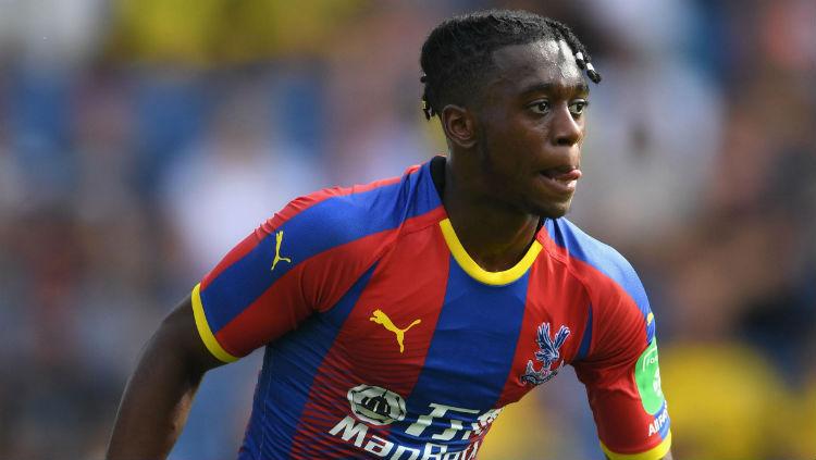 Aaron Wan-Bissaka, bek kanan Crystal Palace. - INDOSPORT