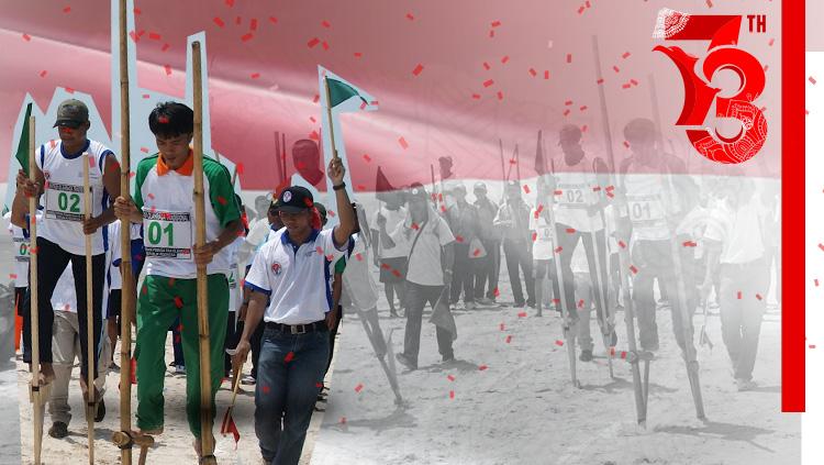 Lomba balap engrang.