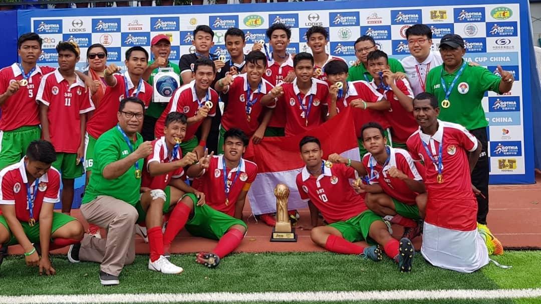 Pelajar U-16 Kemenpora juara Gothia Cup 2016 Copyright: instagram.com/nahrawi_imam