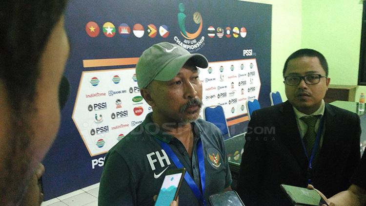 Fakhri Husaini pelatih Timnas Indonesia U-16. Copyright: Fitra Herdian/INDOSPORT