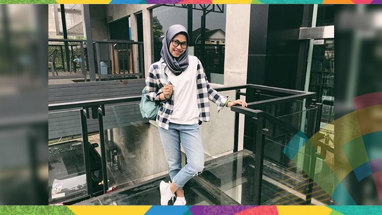Defia Rosmaniar, atlet taekwondo peraih emas pertama bagi Indonesia di Asian Games 2018. Copyright: Instagram@defiarosmaniar