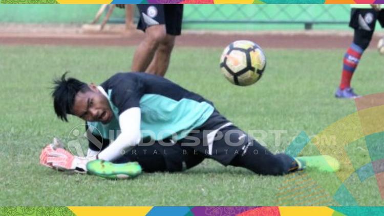 Kurniawan Kartika Aji, kiper Arema FC.