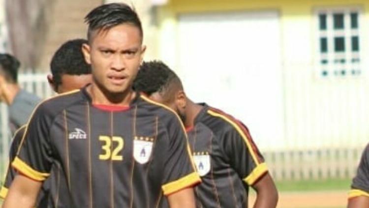 Muhammad Tahir, gelandang muda Persipura Jayapura.