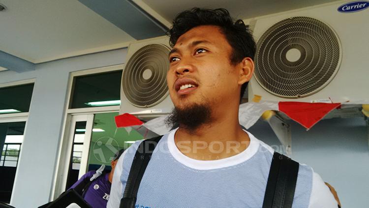 Penjaga gawang Persib, Muhammad Natshir ditemui di Sport Jabar Arcamanik, Kota Bandung, Rabu (29/08/2018). Copyright: Arif Rahman/INDOSPORT