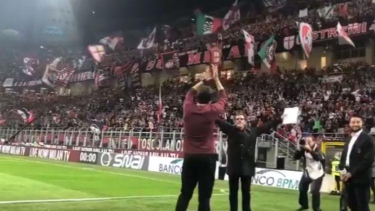 Kaka mendapatkan sambutan meriah dari Milanisti (01/09/18).